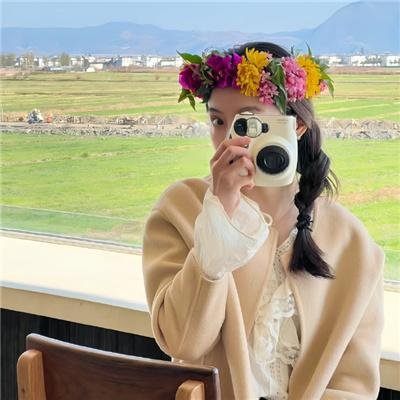 艳女新装